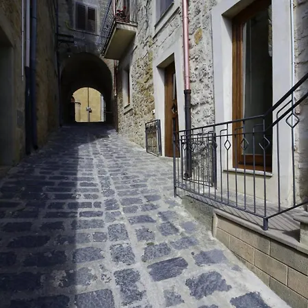 Amuri Di Casa 3*